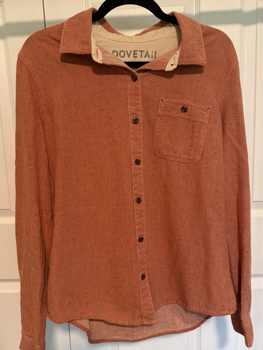 Dovetail Women’s Long-Sleeve Button-Up Shirt